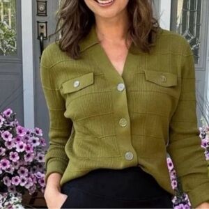 EUC L Executive Cardi CAbi Olive Knit Sweater